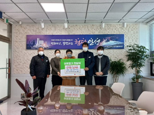 탑퍼스트 이미지