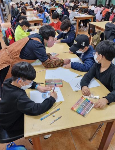 화북초등학교 이미지