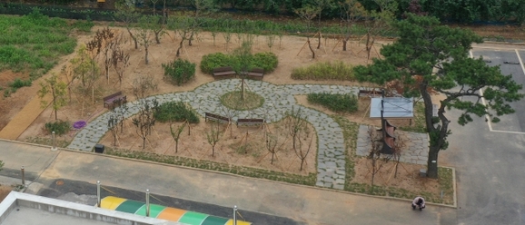 예덕초등학교 이미지