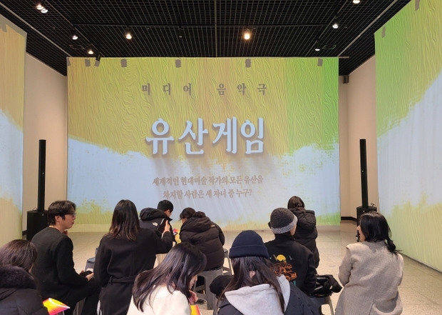 큐미디어 이미지