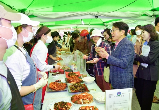 테크로 이미지