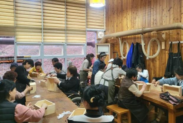 서부장애인종합복지관 이미지